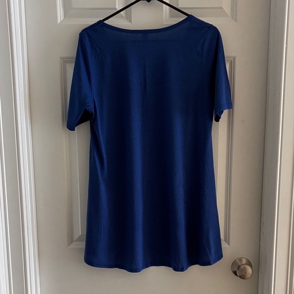 LuLaRoe Deep Blue Short Sleeve Top - Picture 5 of 5